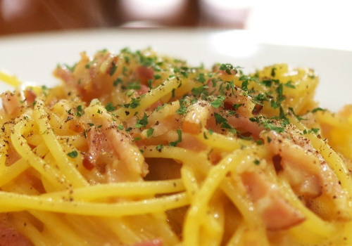 delicious carbonara dish