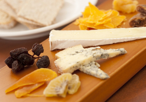 cheeses and raisin