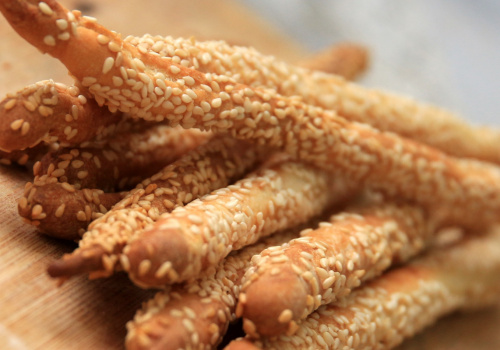 breadsticks with sesame seeds