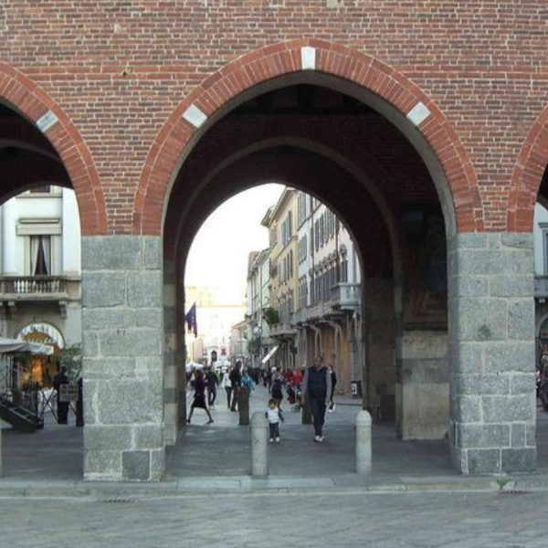 arches and portico in monza