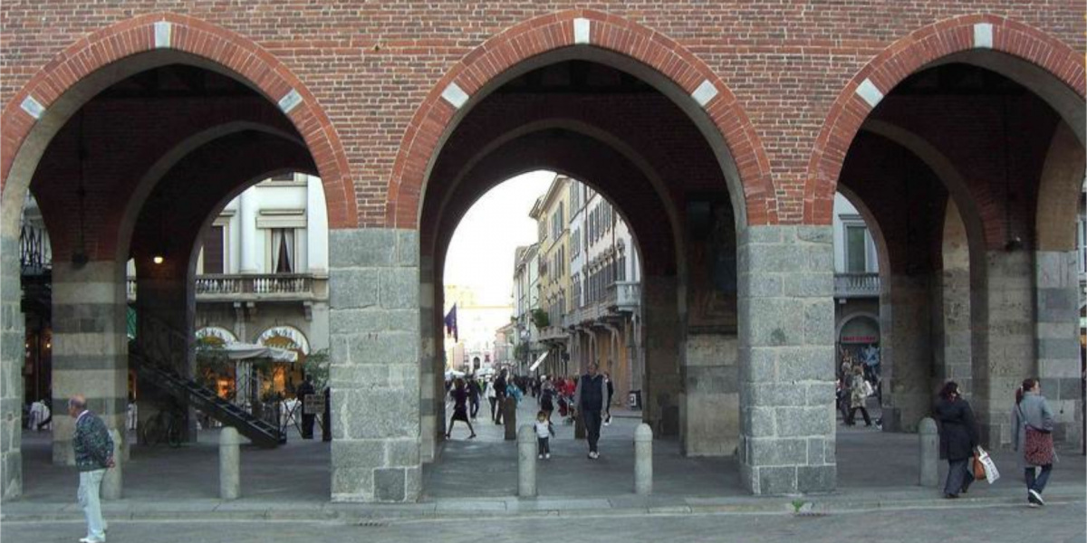 arches and portico in monza